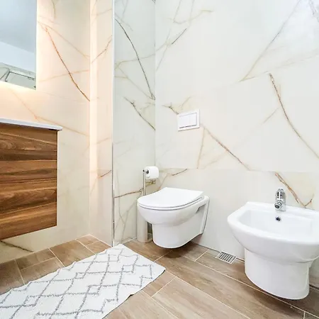 Balkan Bliss 826 Inn