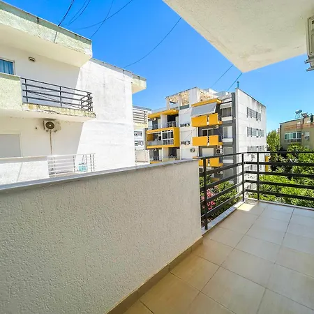 Balkan Bliss 826 Golem (Tirana)